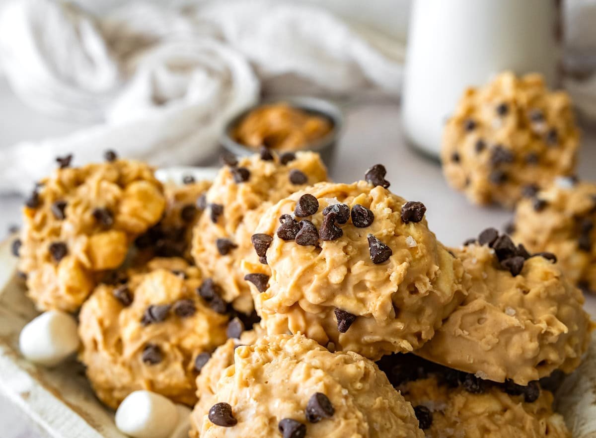 Easy No-Bake Avalanche Cookies: Perfect Holiday Treat